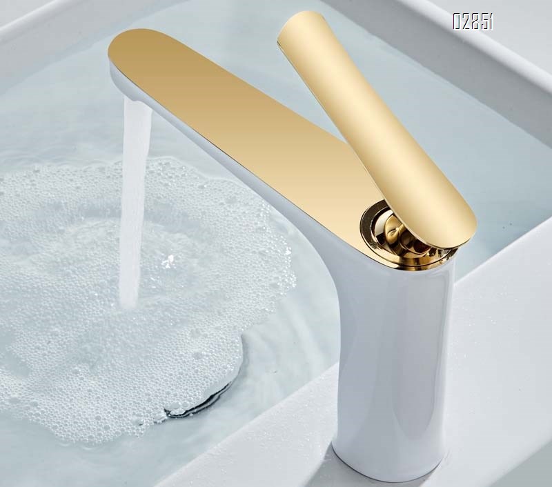 Double Pinyin Color Cold and hot water faucet all Brass  pure all brass wash basin faucet Chrome Finished