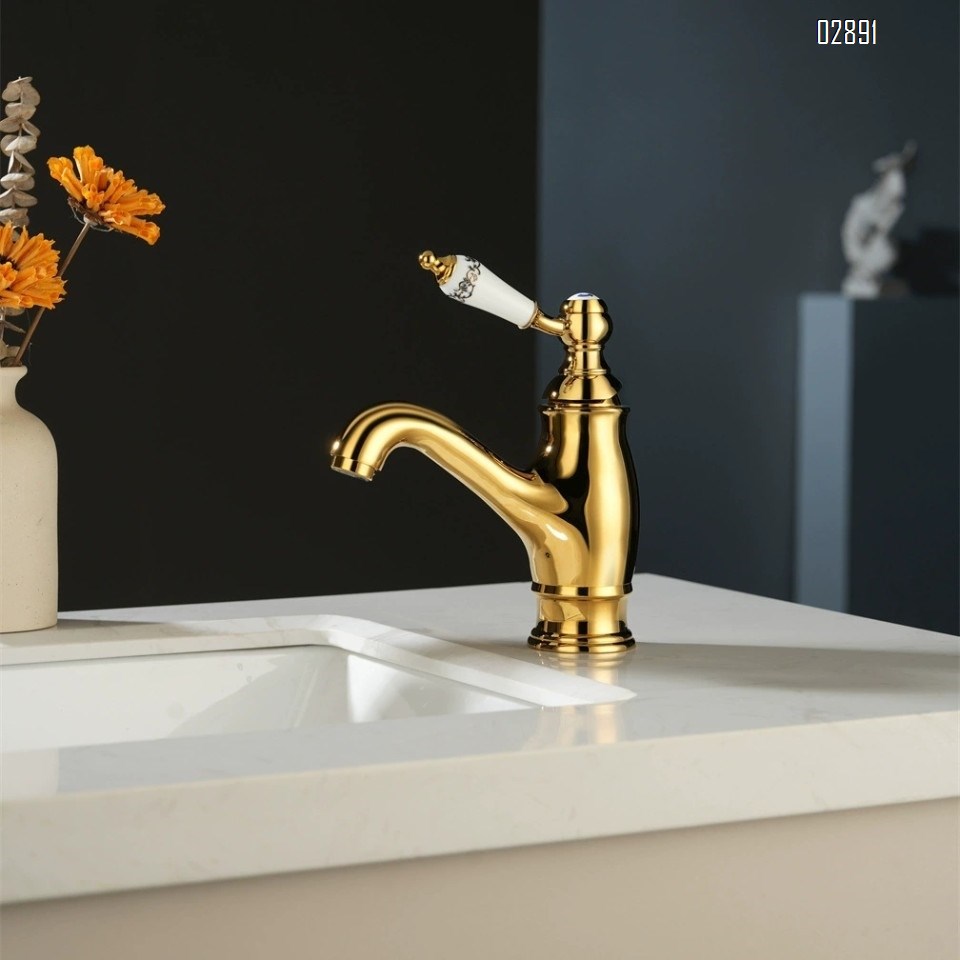 French Luxury vintage full copper single handle single hole gold faucet ceramic handle cold and hot wash basin faucet