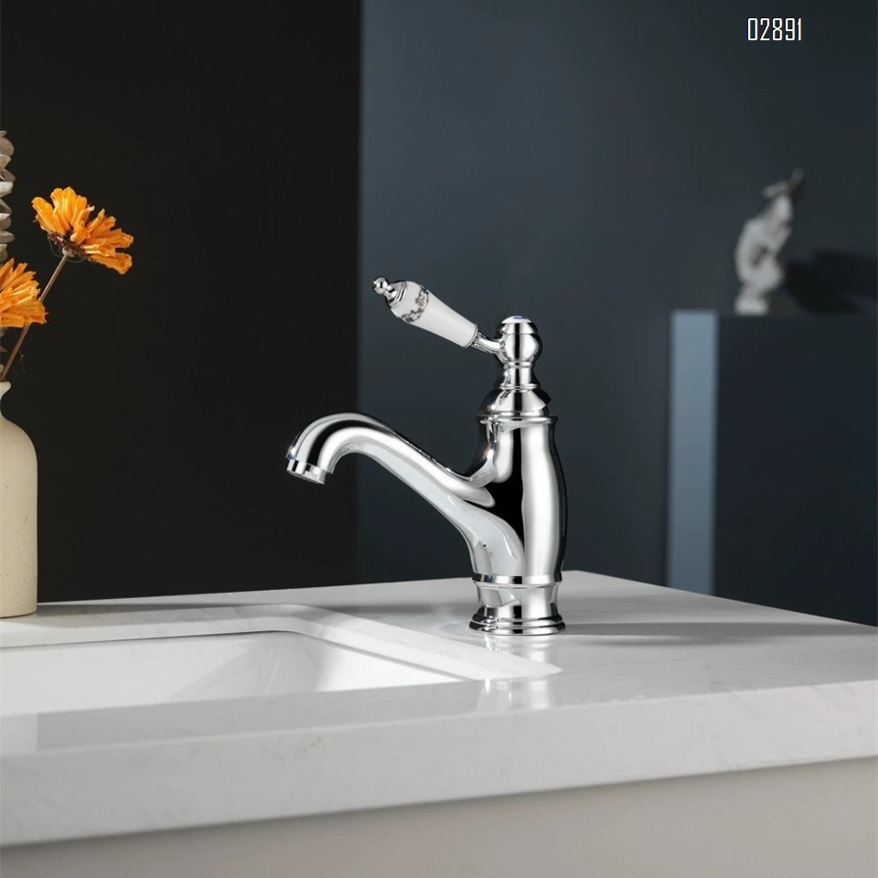 French Luxury vintage full copper single handle single hole gold faucet ceramic handle cold and hot wash basin faucet