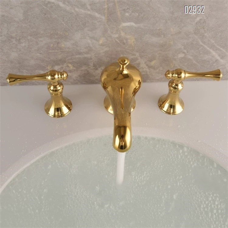 Antique-style lamp basin faucet all Brass gold split three-hole cold and hot water faucet