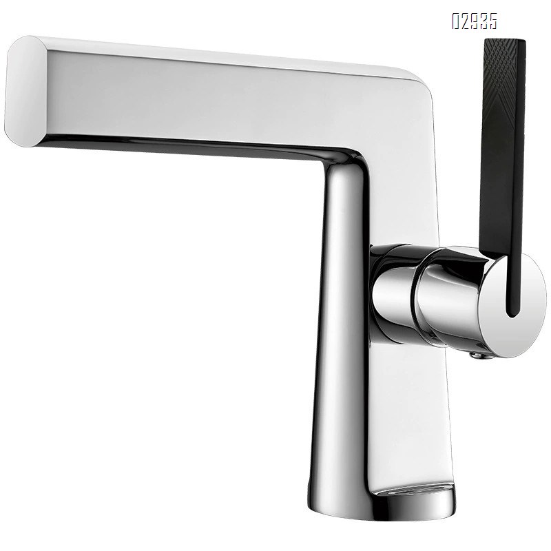 Brass three-hole wash basin faucet separate brushed gold double handle bathroom countertop basin cold and hot water faucet