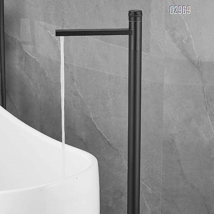 Bathtub shower faucet floor-mounted exposed constant temperature electric cold and hot mixing valve three-way plus shower head