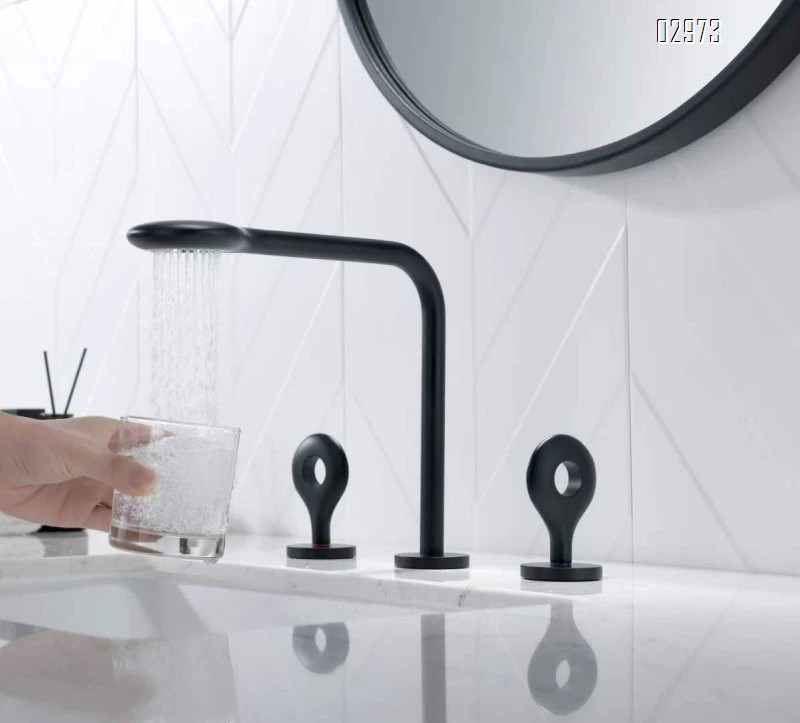 European full Brass three-hole basin faucet separate wash basin spray gun gray brushed gold double-hole