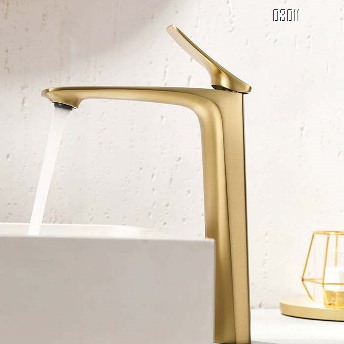 Brass wash basin fauce  hotel washroom wash basin faucet home wash basin splash-proof hand wash basin