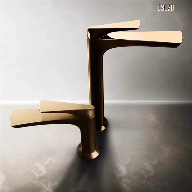 Creative Design Gold Classical Antique Basin Faucet Cold and Hot Water Single Handle Brass Washing Bathroom Sink Faucets
