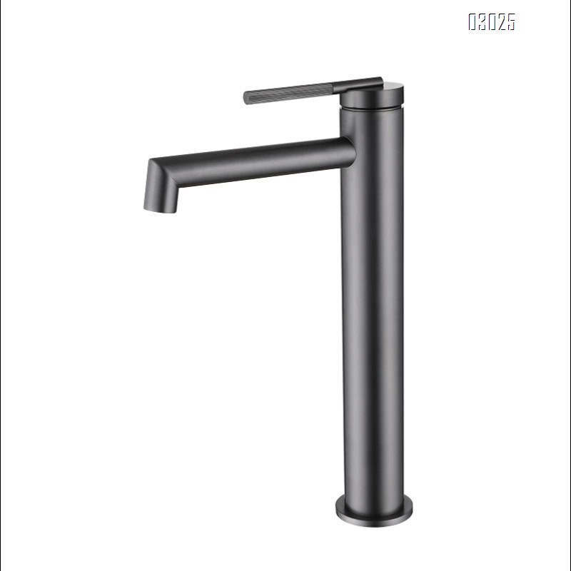 Italian vintage creative cold and hot water faucet all Brass single two hole art golden wash basin under the wash basin