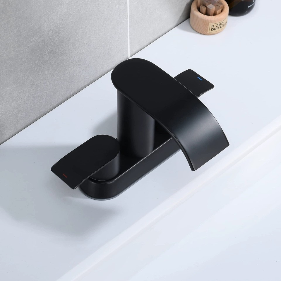 Brass Bathroom wash bathroom Waterfall basin faucet 4 inch double handle basin  three hole cold and hot water Separate faucet