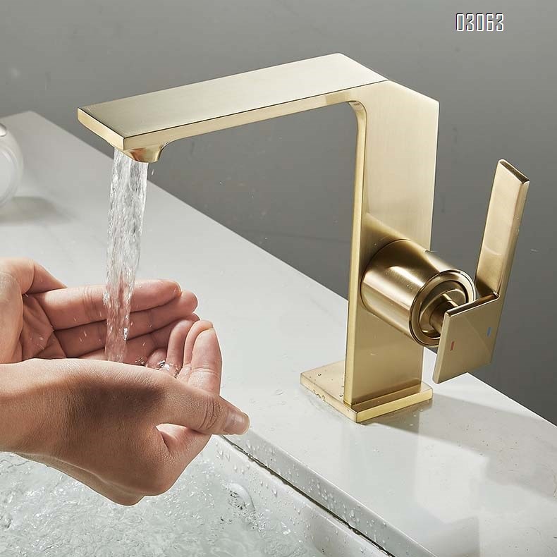 North European Nordic full Brass cold and hot basin faucet bathroom faucet for home side opening wash basin faucet