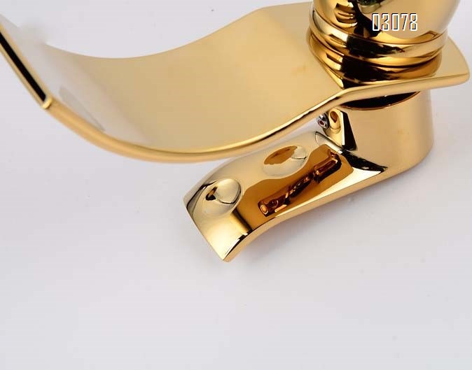 all Brass Bathroom sink Basin Faucets Single Hole and Single Handle Cold Hot Waterfall Faucets