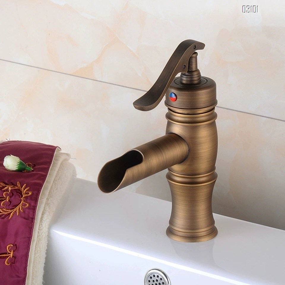 all Brass Luxury Single-hole antique European bathroom sink basin  faucet for cold and hot water in the washroom