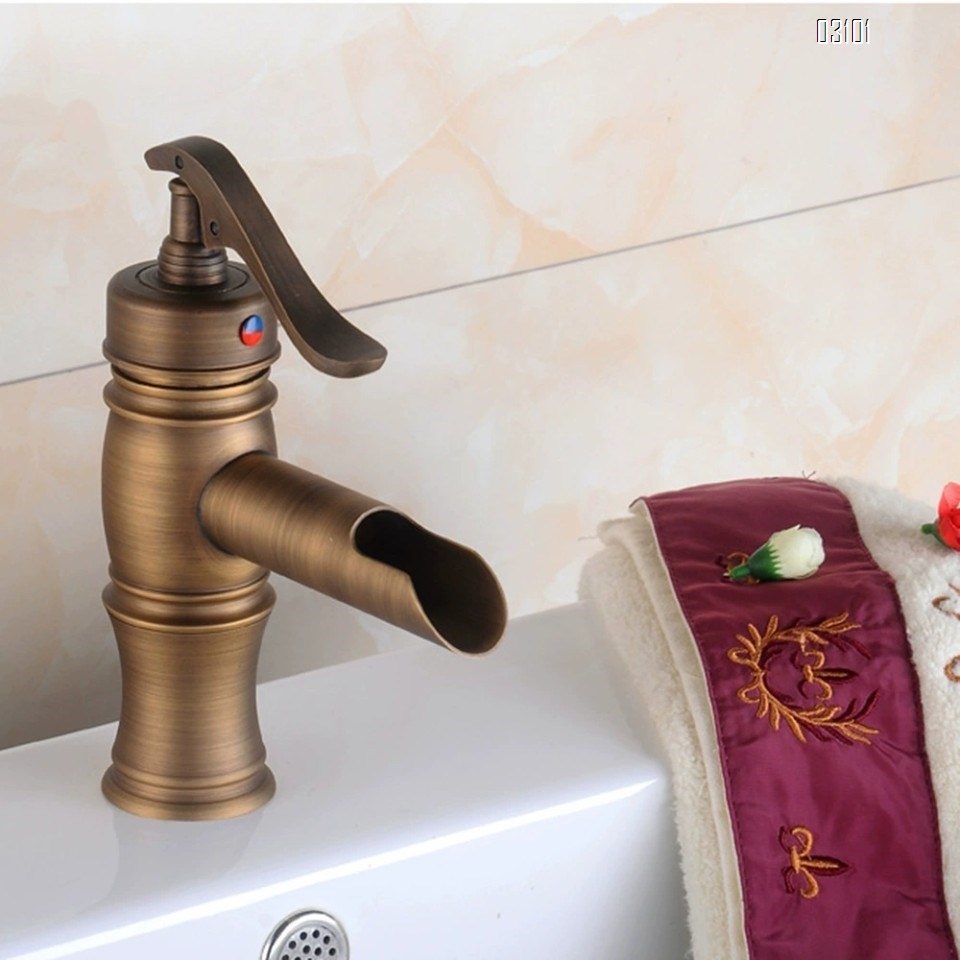 all Brass Luxury Single-hole antique European bathroom sink basin  faucet for cold and hot water in the washroom