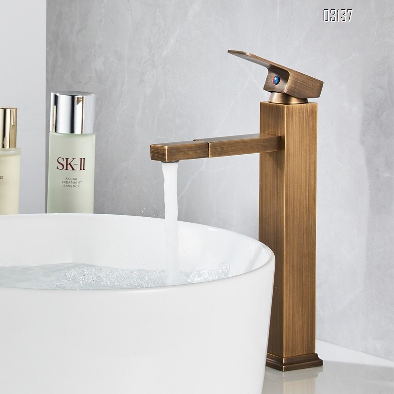 Brass basin antique brushed cold and hot faucet bathroom wash basin on the counter under the counter wash face and brush teeth Tap