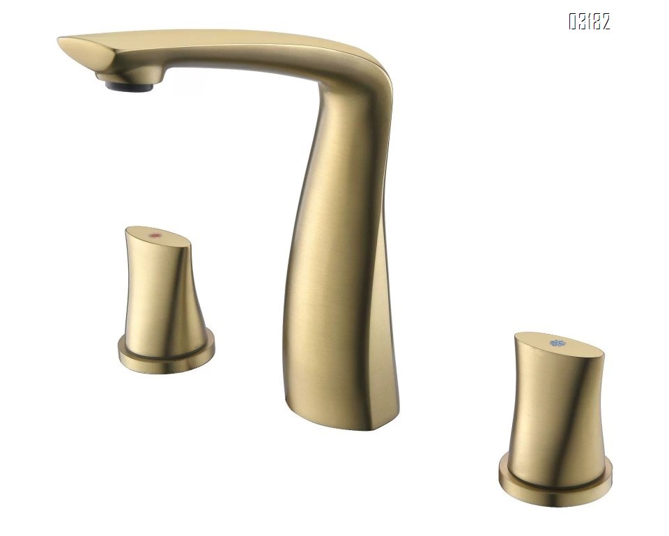 Luxury Brass split Three hole Separate Basin Faucet for washroom Cold and Hot water to prevent splashing water