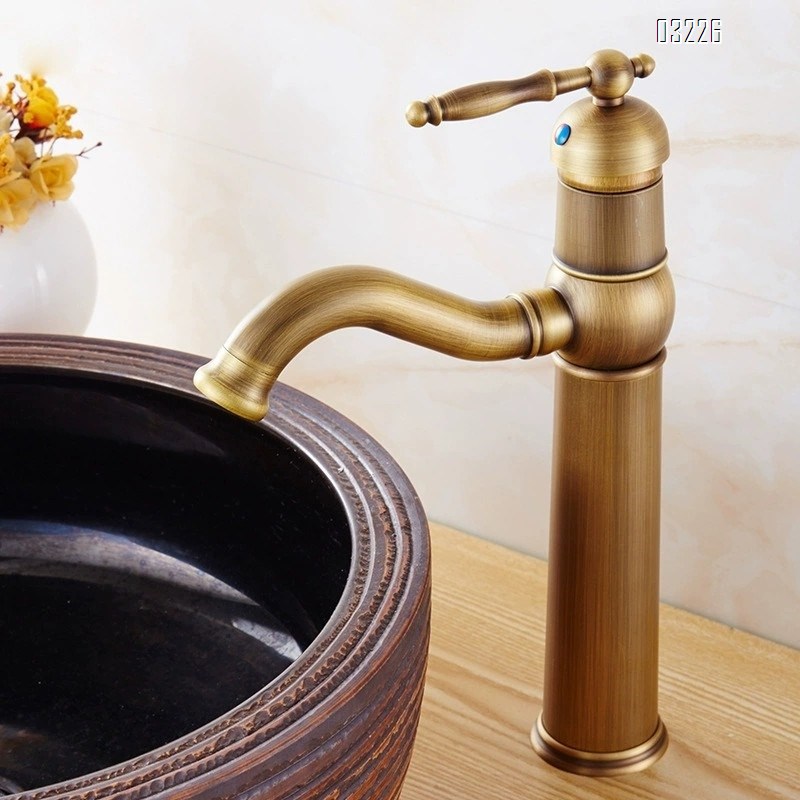 All-Brass antique-style sink faucet with hot and cold water handles rotate 360 degrees European vintage wash basin faucet
