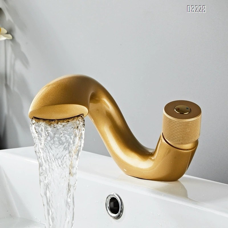 Luxury Brass Home Use Hot and Cold Water Faucet Under-Sink Basin Faucet Golden Creative Bathroom Waterfall Style Sink Tap