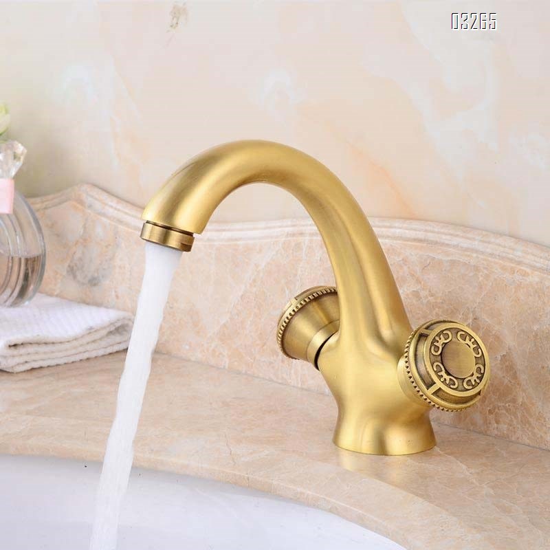 Gold European style full Brass wash basin cold and hot water faucet vintage bathroom sink single hole and handle copper craftsman pool faucet