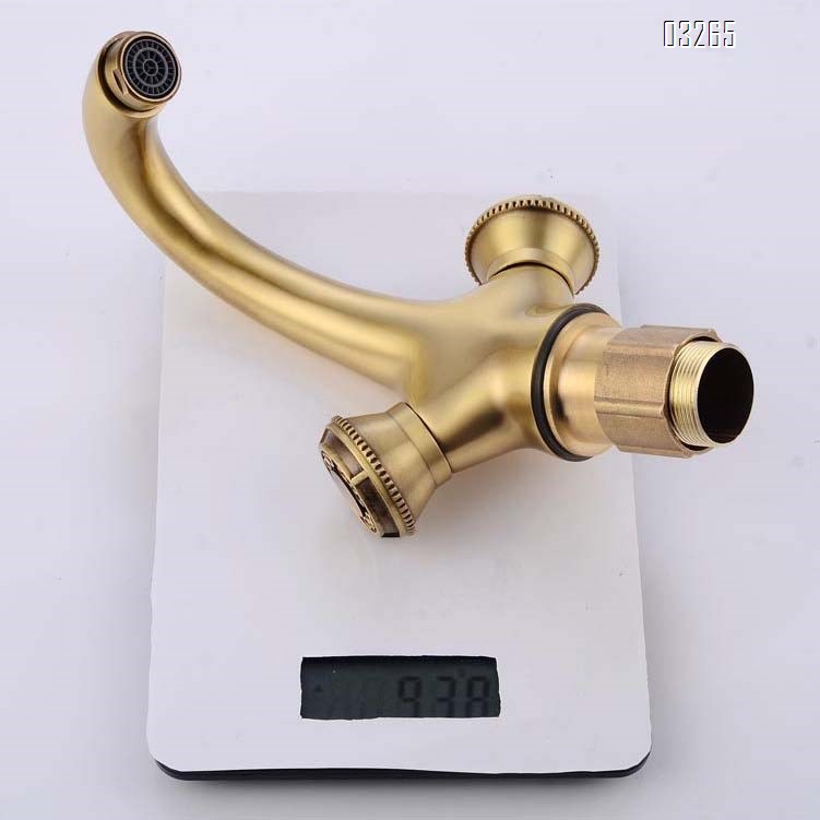Gold European style full Brass wash basin cold and hot water faucet vintage bathroom sink single hole and handle copper craftsman pool faucet