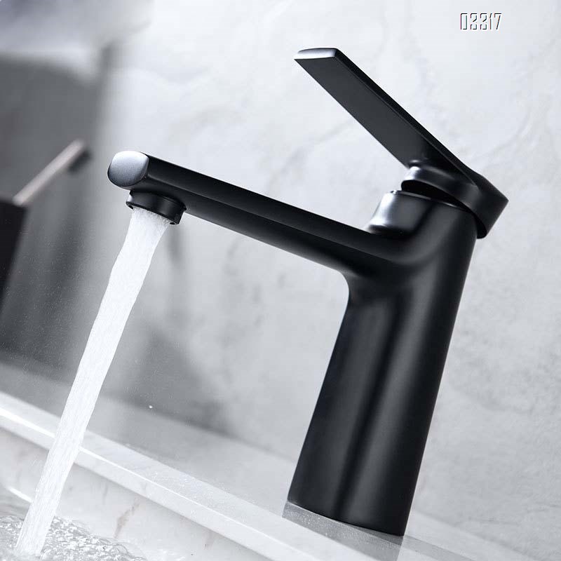 Brass single handle hot and cold faucet for wash basin with single hole countertop for home use black wash basin all copper wash basin Tap