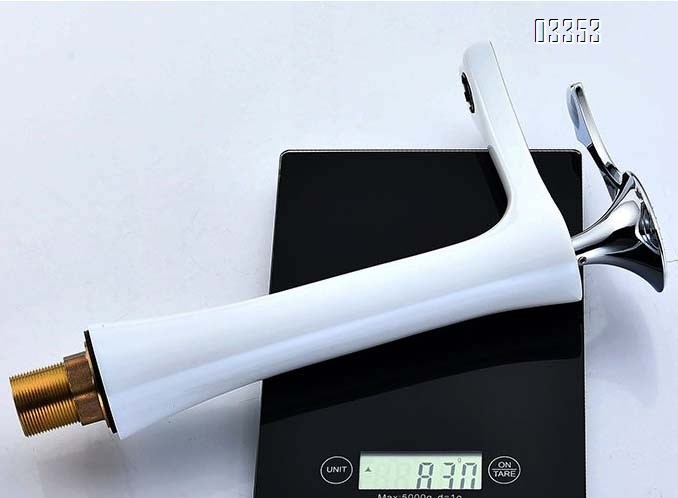 Single Hole modern Bathroom sink water Basin Best Faucets Tap Brass cold and hot wash basin faucet rotatable tap