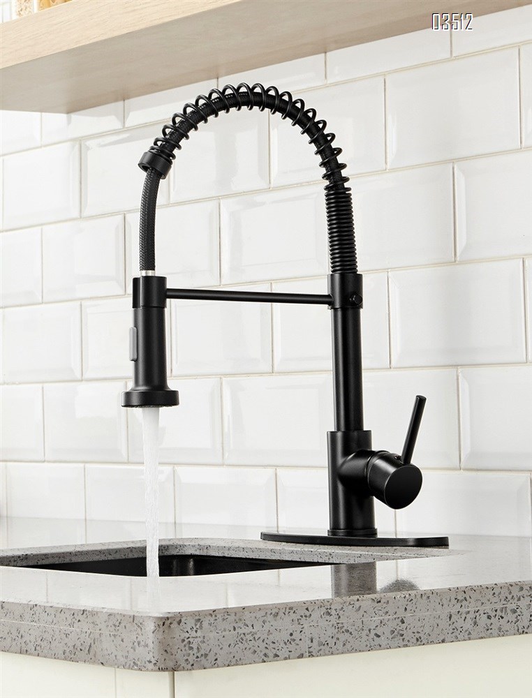 Kitchen Faucet with Pull Down Sprayer Brass 1 Handle Pull Out Spring Sink Faucets 1 Hole Dual Function for Farmhouse Camper