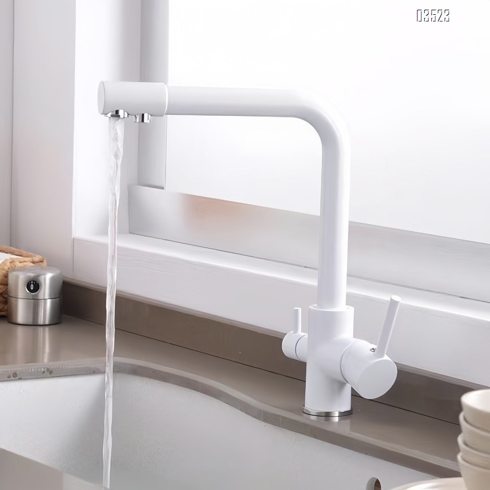 Chrome Kitchen Faucet with Pull-Out Sprayer, Modern Single Hole Kitchen Sink Faucet, Dual Handle, Brass