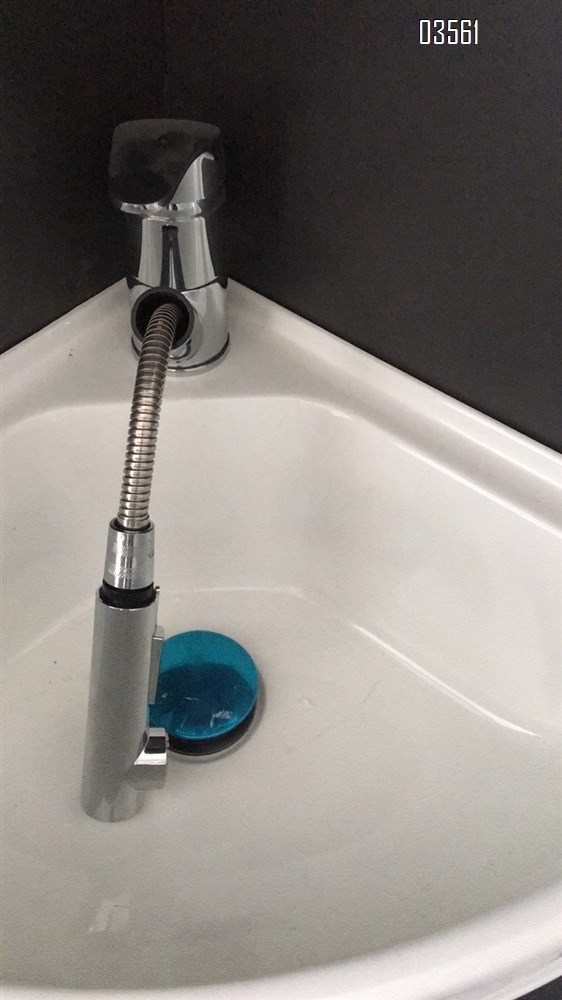 Pull Out Kitchen Faucet Hot & Cold Mixer Faucet Basin Faucet Single Handle Pull Out Down Sink Mixer Faucet