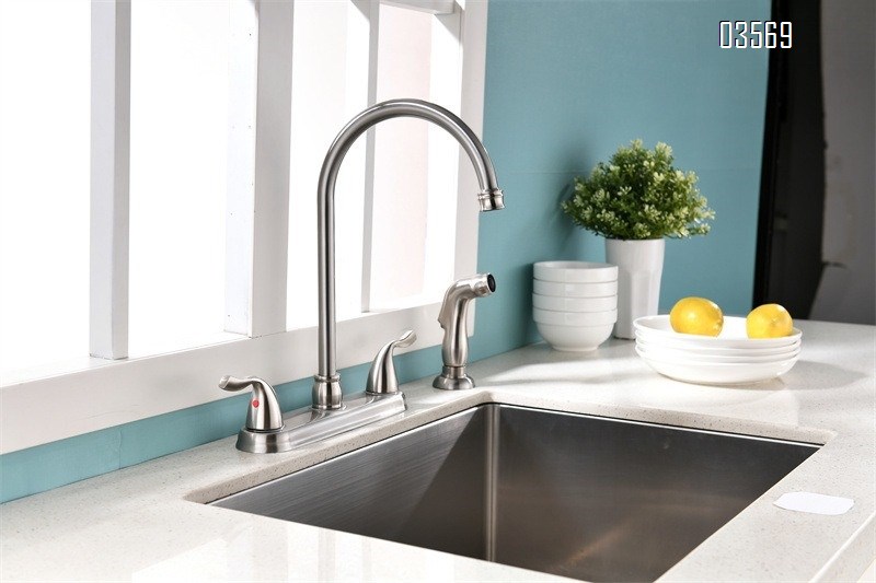 Modern Hot & Cold Kitchen Faucet Anti-Splash Pull-Out Ceramic Valve Handles Metered Faucets Brushed