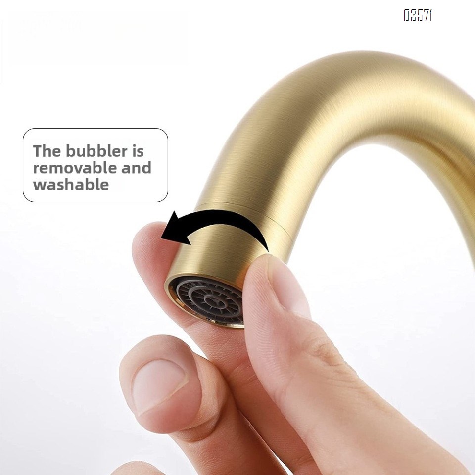 Household Dual Handle Kitchen Faucet Hot and Cold Brass Kitchen Sink Faucet Taps
