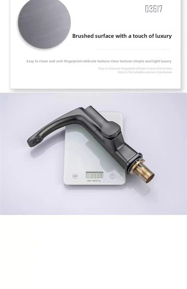 Modern Design Stainless Steel Basin Faucet Luxury  Aerated Water Head Hot & Cold Mixer 360 °swivel Basin Taps Single Handle