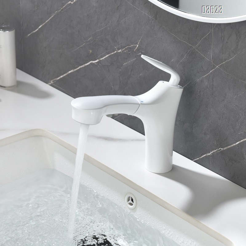 Modern White Brass Basin Faucet Dual Function  with Ceramic Core Pull-Out Hot & Cold Water for Kitchen Sink Bathroom Wash Basin