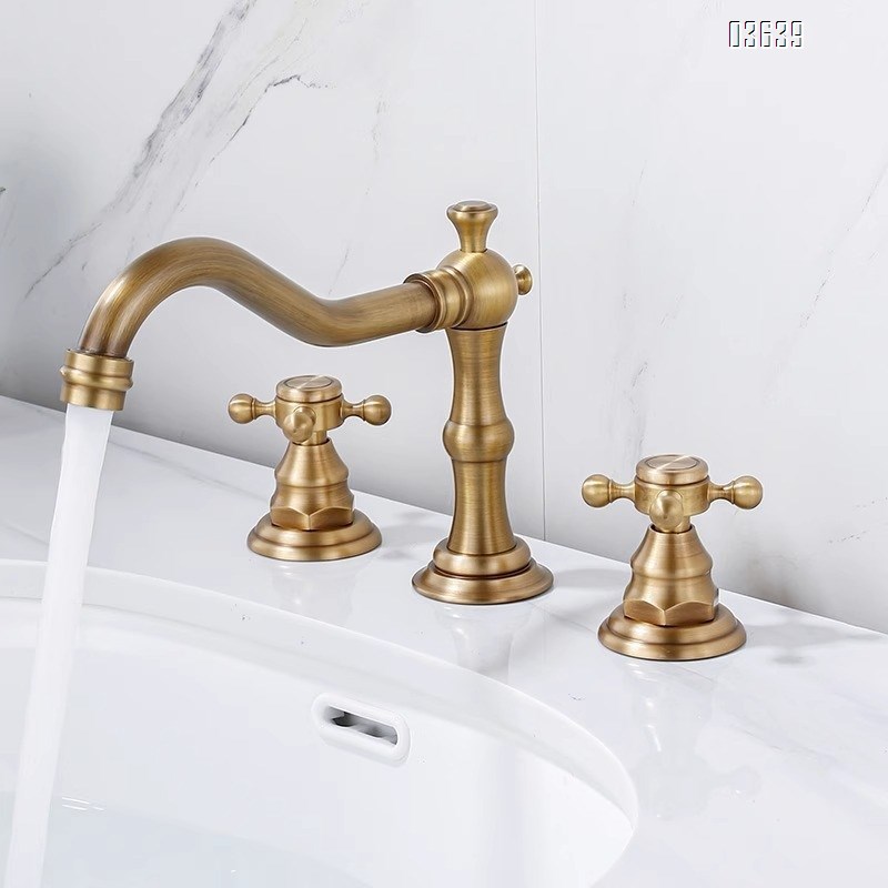 European Design Dual Handle 3 Holes Basin Faucet Deck Mounted Antique Brass Luxury Home Bathroom Antique Vanity Sink Faucet