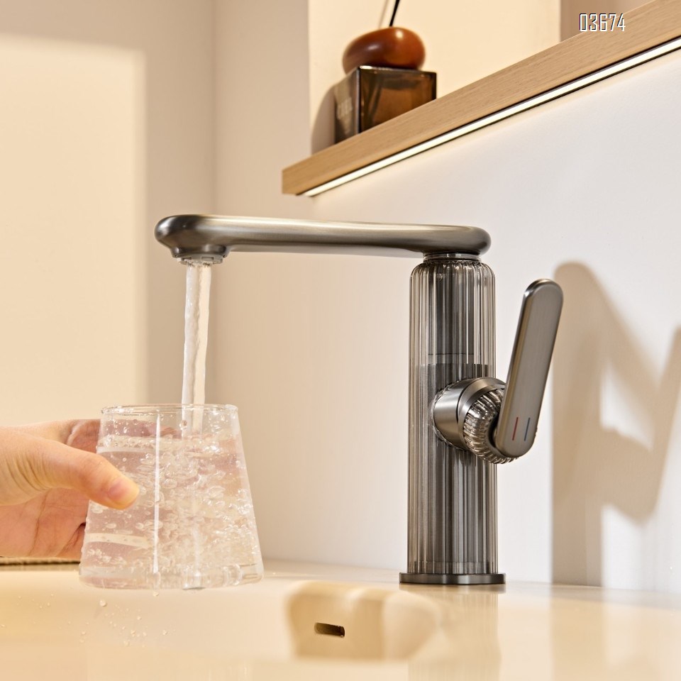 Gun Grey Full Brass Hot and Cold Water Faucet for Bathroom Vanity, Luxury Single-Hole Basin Faucet for Washbasin