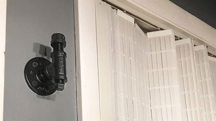 Industrial Coat Hook Rack - Vintage Clothes Towel Holder Hanger Wall Mounted With Hardware For Home, Office, Electroplated Black Finish 1 Pcs
